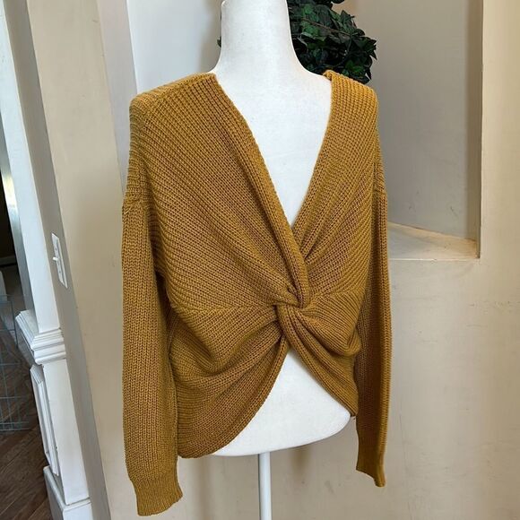Women’s M mustard thick chunky twisted wrap back sweater - Picture 8 of 12